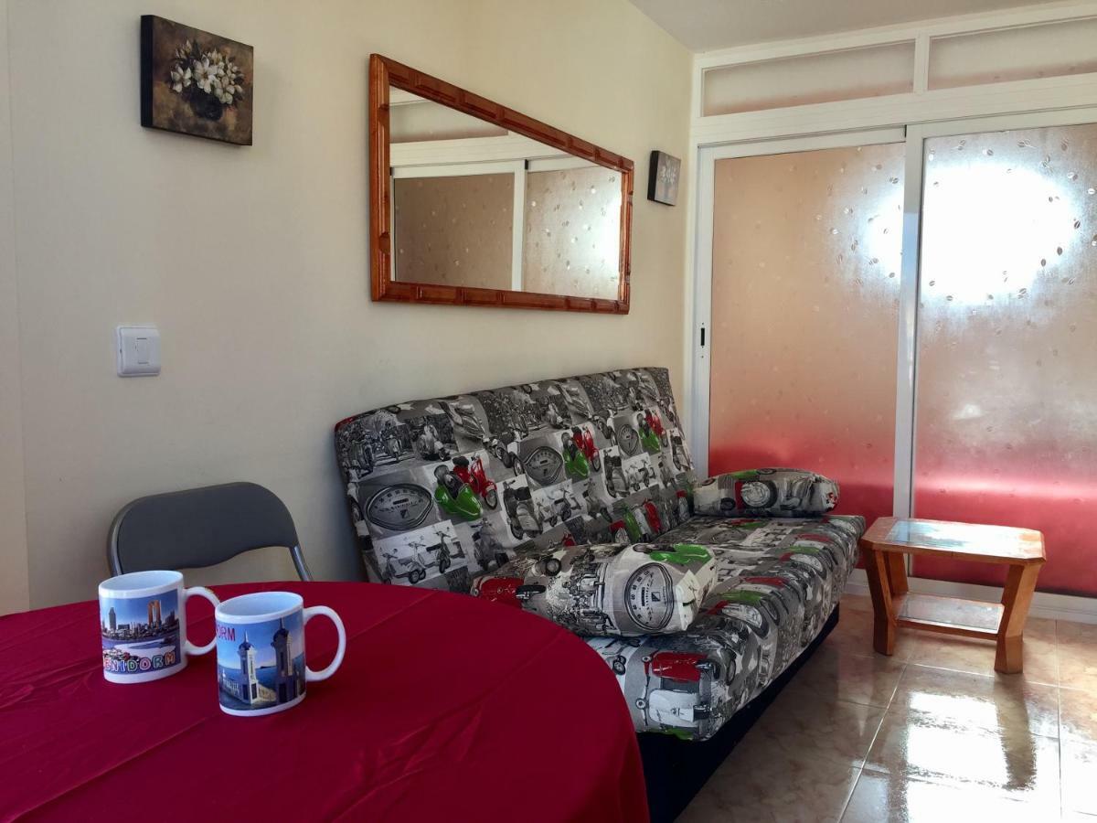 Gerona Playmon Virginia Apartment